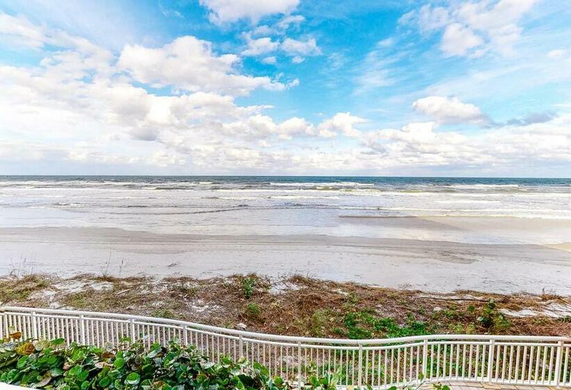 带2个卧室的公寓, Southpoint #303