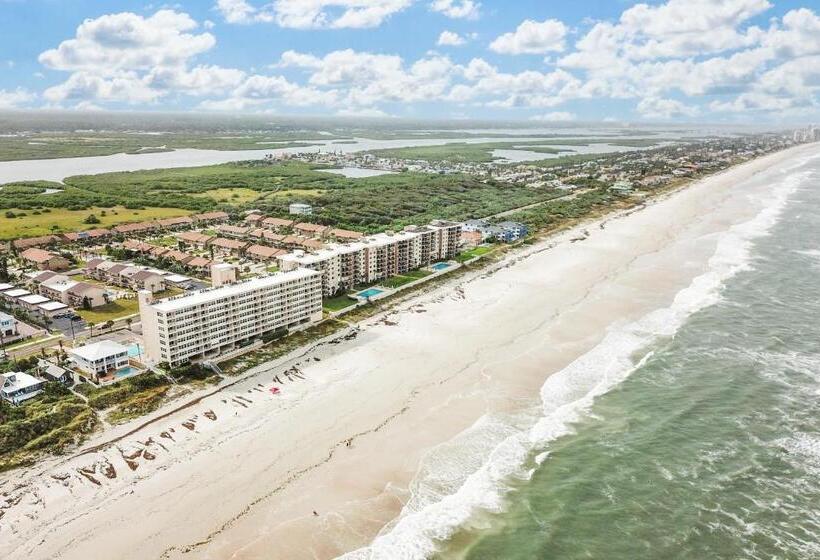 带2个卧室的公寓, Southpoint #303