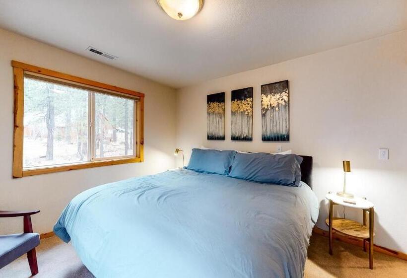 شقة غرفتين, Trout Creek Condo