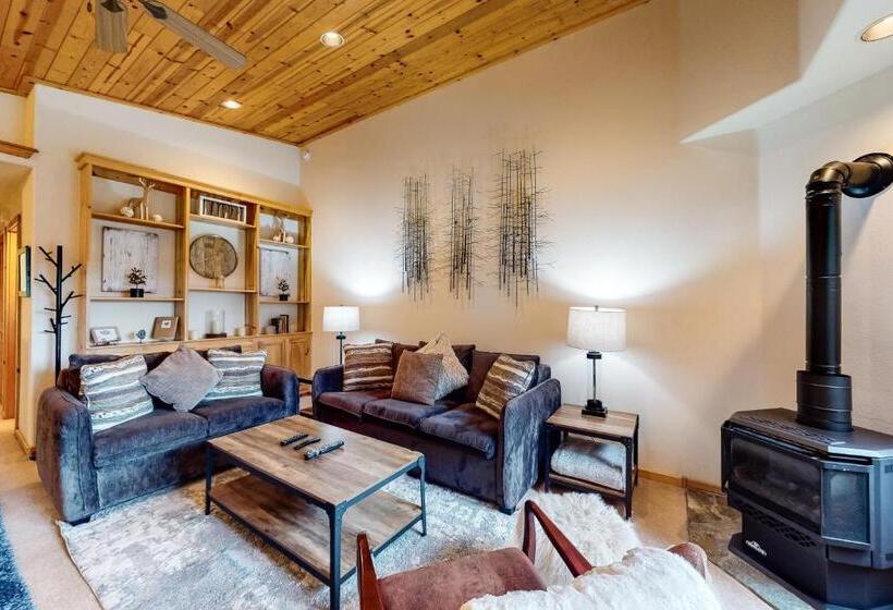 带2个卧室的公寓, Trout Creek Condo