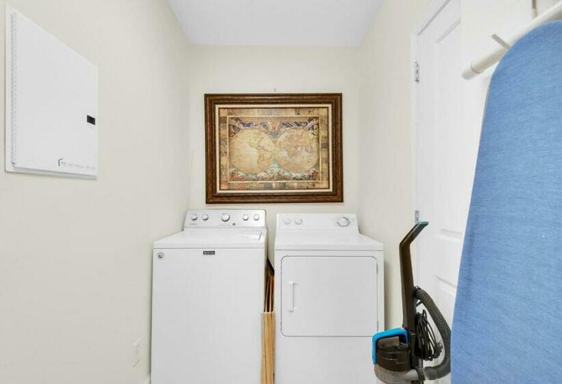 آپارتمان 3 خوابه, Grandview East 1405