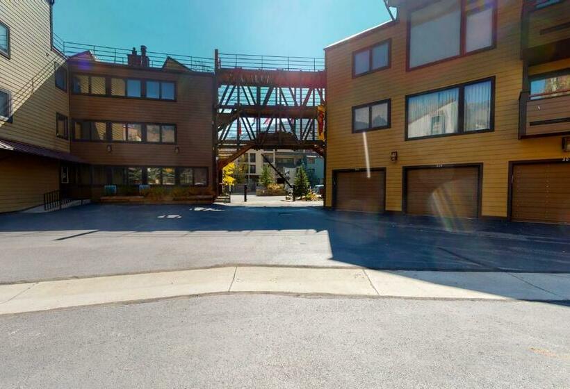 2ベッドルームアパートメント, Anaconda 103