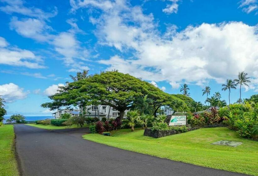 شقة غرفة واحدة, Cliffs Escape