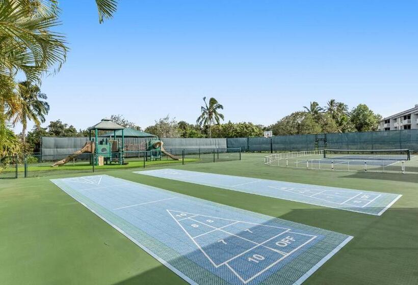 شقة غرفة واحدة, Cliffs Escape