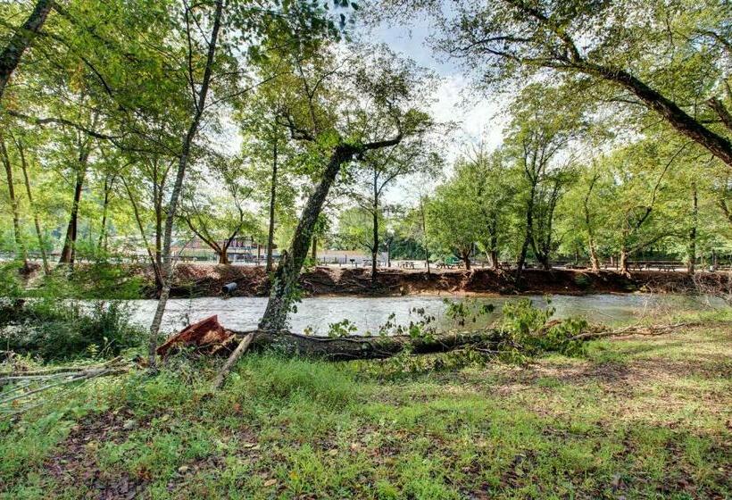 شقة 3 غرف, Cool River Condo I