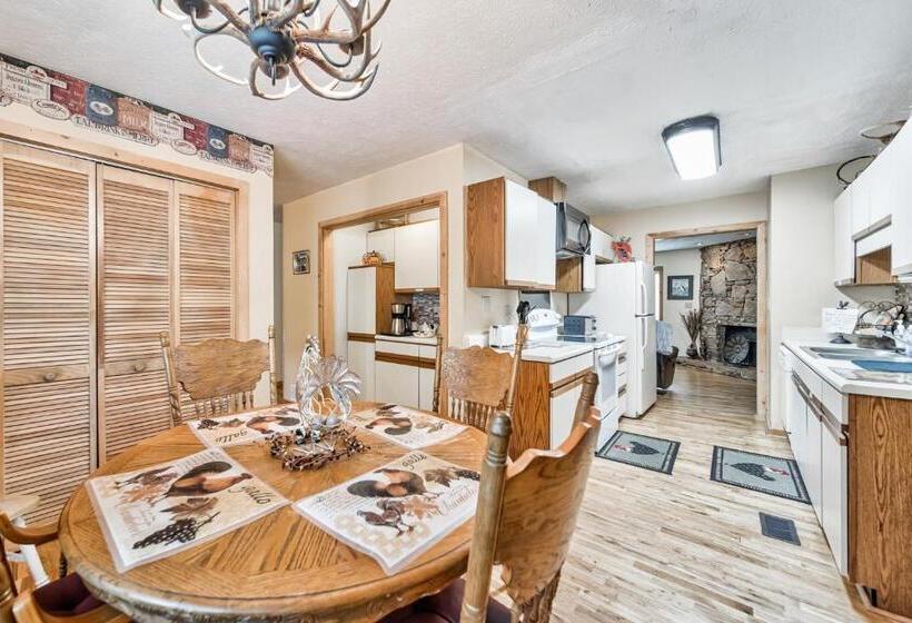 شقة 3 غرف, Cool River Condo I