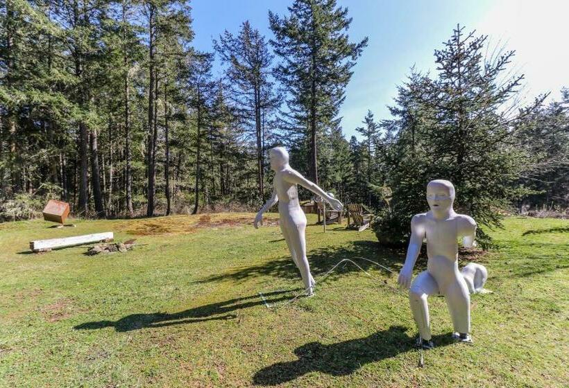 إستوديو قياسى, Island Artist Studio