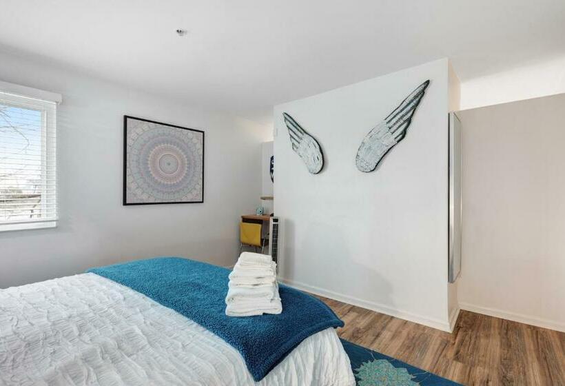 آپارتمان 1 خوابه, Nash Vegas Oasis