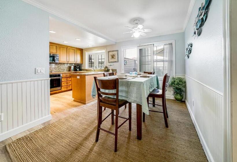 带2个卧室的公寓, Carlsbad By The Sea