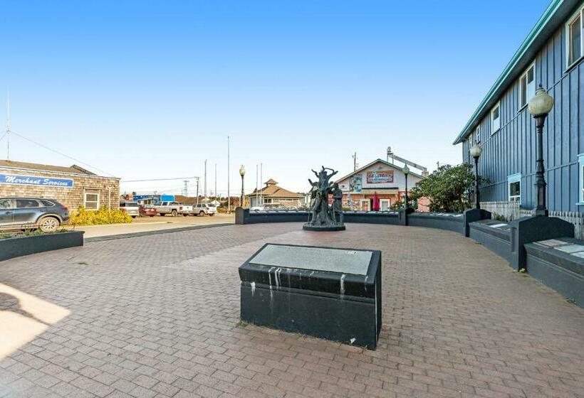 标准工作室, Cute As A Clam Cottages