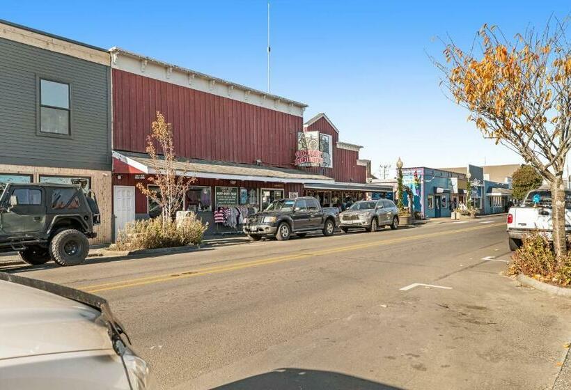 标准工作室, Cute As A Clam Cottages