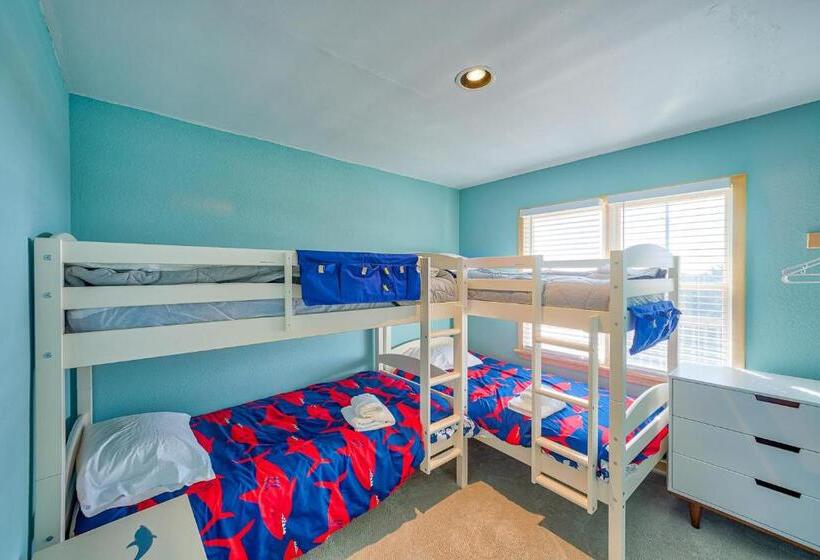 شقة غرفة واحدة, Dolphin Watch Avon 413