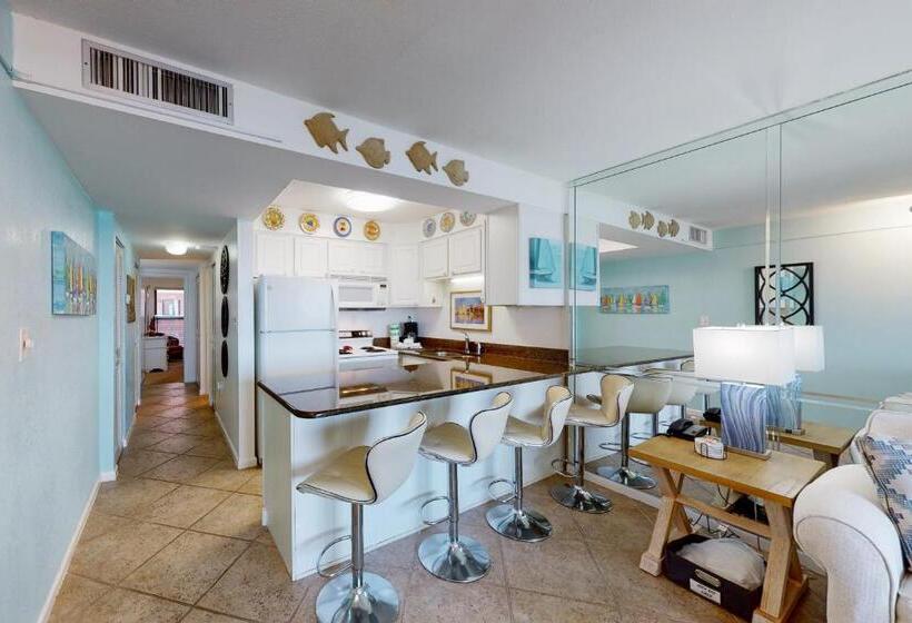 Апартаменты 1 Спальня, Jetty East A516