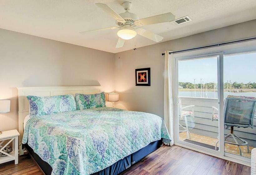 带2个卧室的公寓, Mariners Cay 68