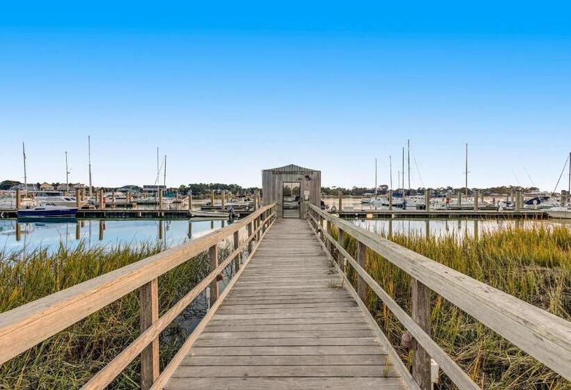 带2个卧室的公寓, Mariners Cay 68