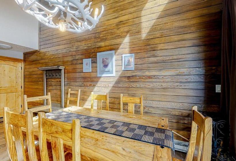 2ベッドルームアパートメント, Montezuma Magic