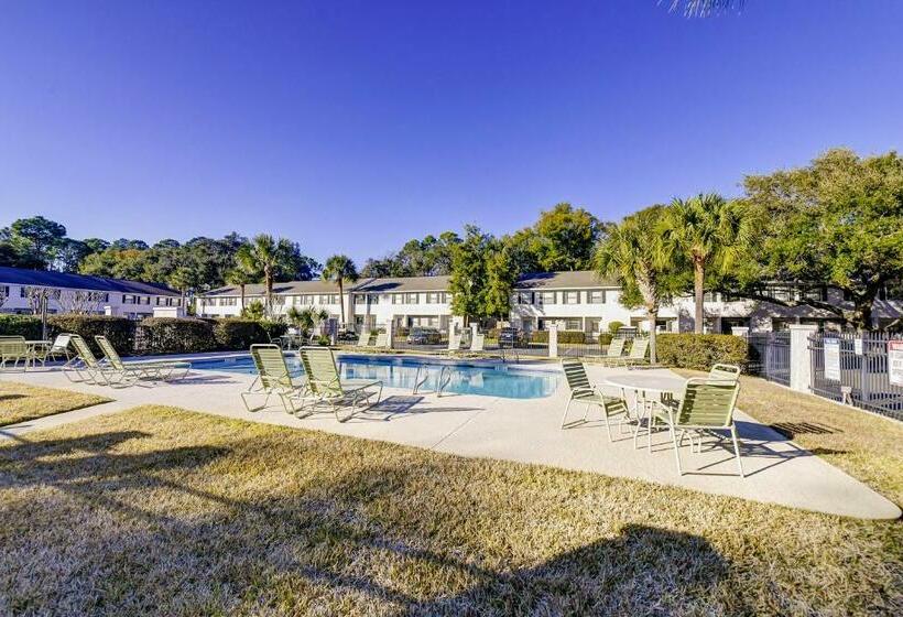 דירת שני חדרים, Seas The Day