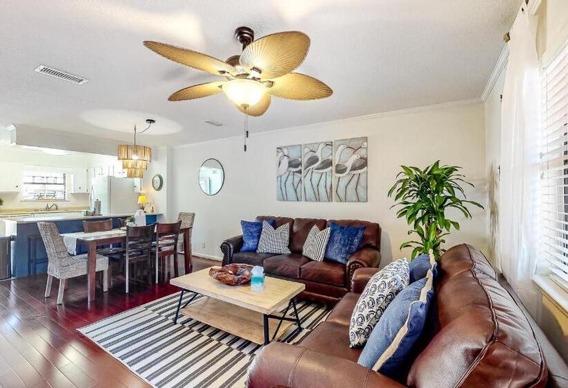 דירת שני חדרים, Seas The Day