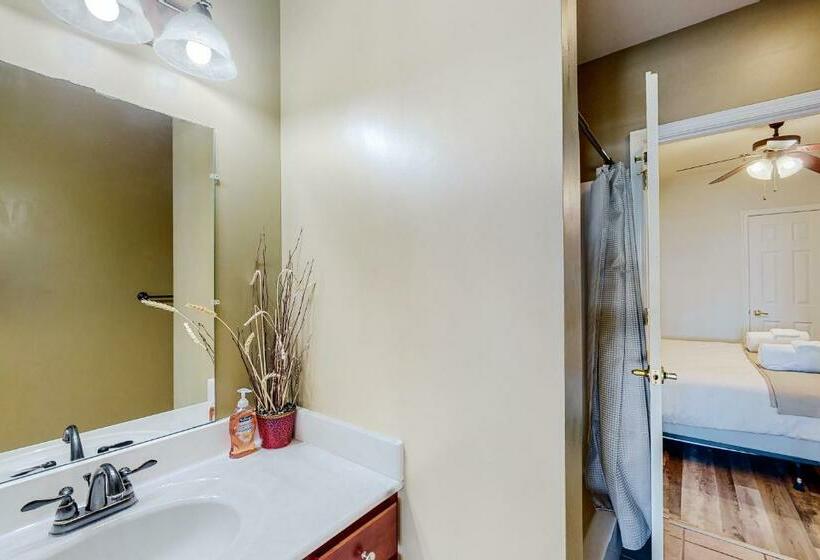 Апартаменты 2 Спальни, The View  Unit 317