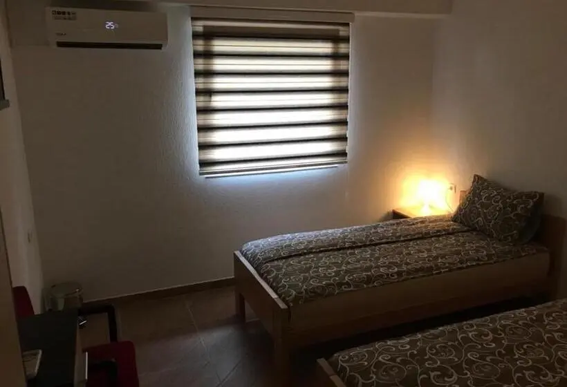 اتاق استاندارد سه نفره, Becar Pyramid Rooms