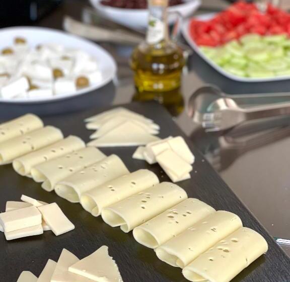 اتاق لوکس, Becar Pyramid Rooms