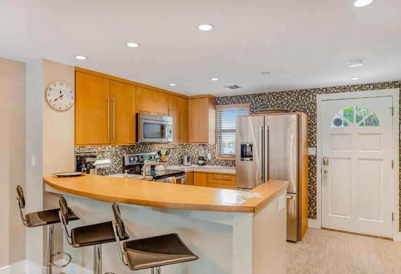 Апартаменты 2 Спальни, Porter Paradise