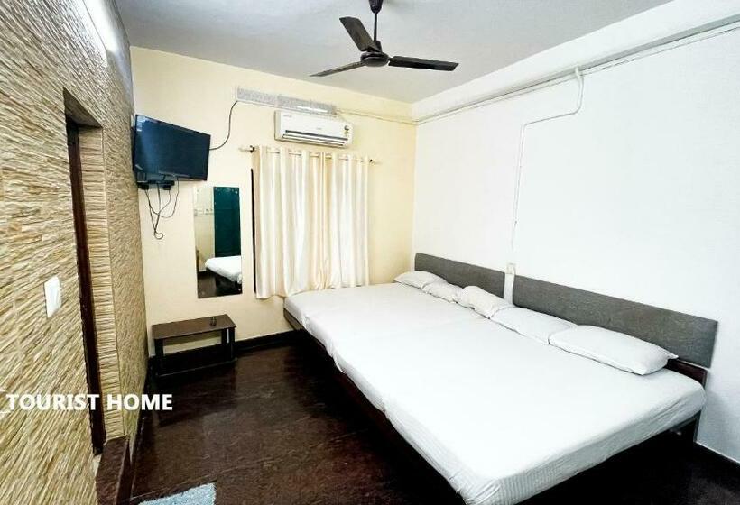 디럭스 패밀리 룸, Ppg Homes