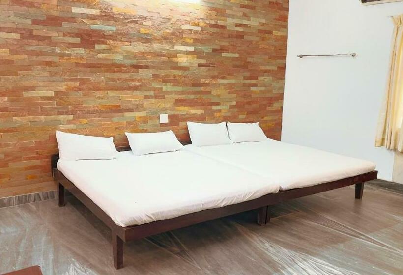 패밀리 스위트, Ppg Homes