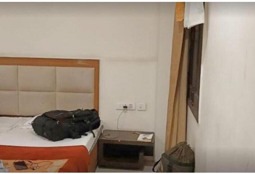 Номер Deluxe, Raj Palace, Amritsar
