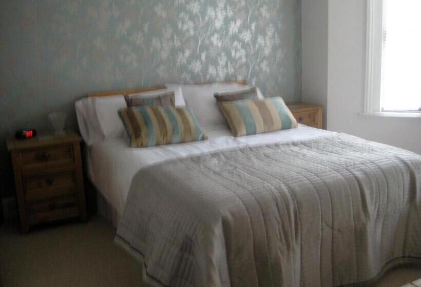 חדר דחוקס עם מיטת קינג, Taylors Guesthouse