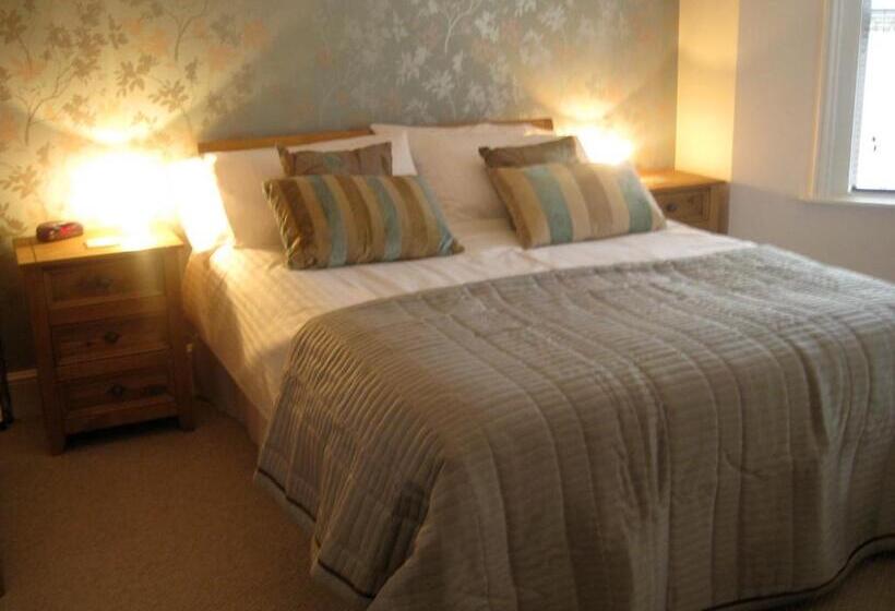 חדר דחוקס עם מיטת קינג, Taylors Guesthouse