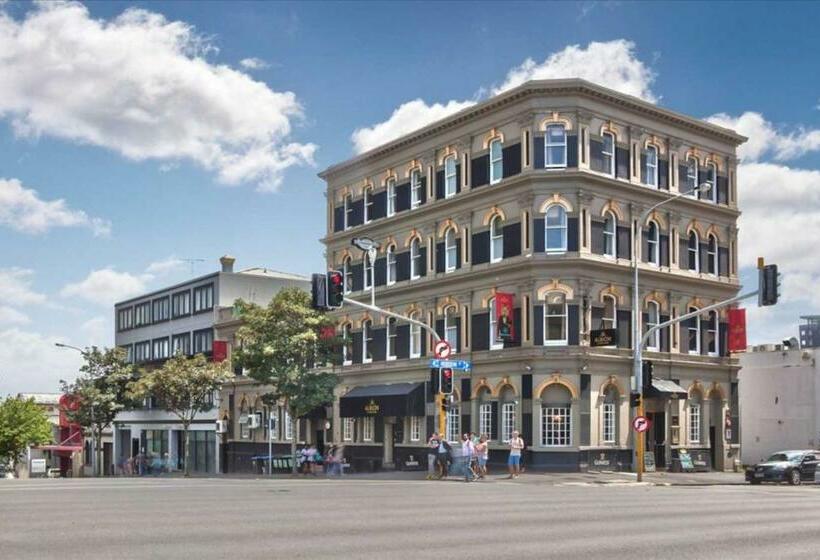 غرفة قياسية, Albion Of Auckland