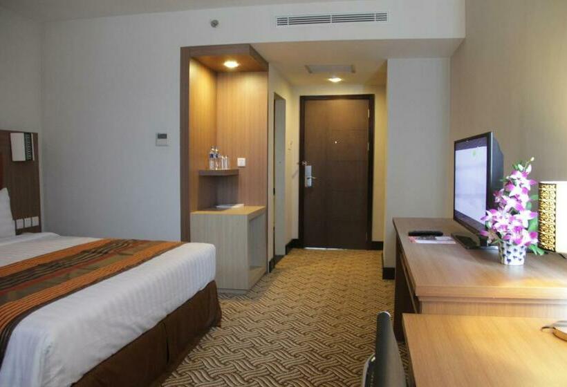 수피리어 룸, Cavinton Hotel Malioboro Yogyakarta By Tritama Hospitality