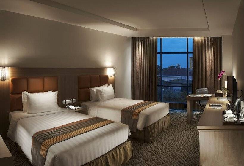 디럭스 룸, Cavinton Hotel Malioboro Yogyakarta By Tritama Hospitality