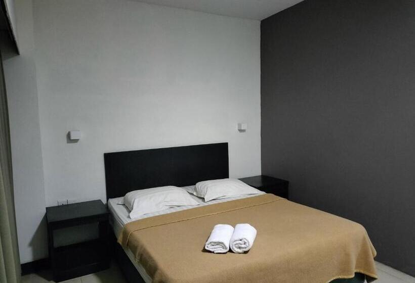 Номер Стандарт, City