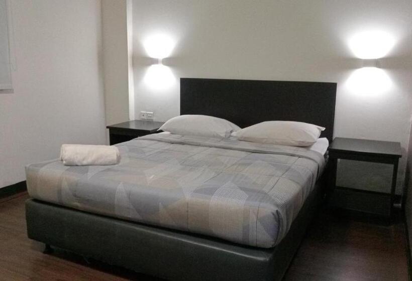 Номер Стандарт, City