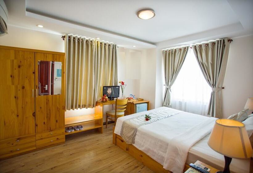 اتاق سوپریور, Copac