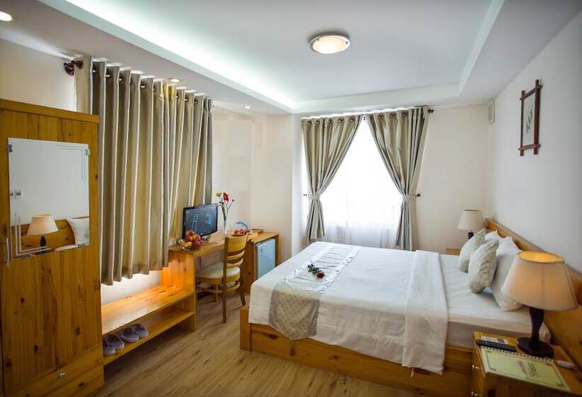 اتاق سوپریور, Copac