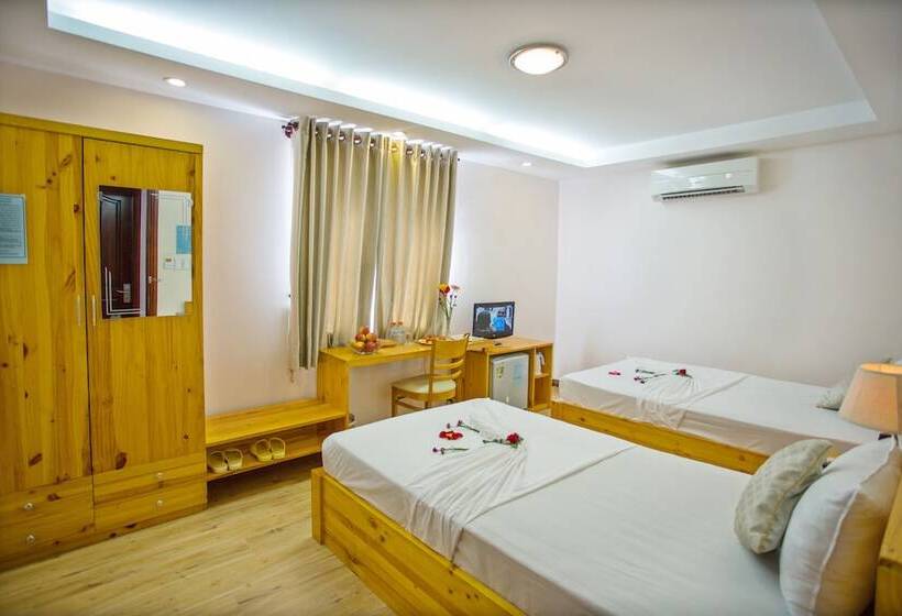 اتاق سوپریور, Copac