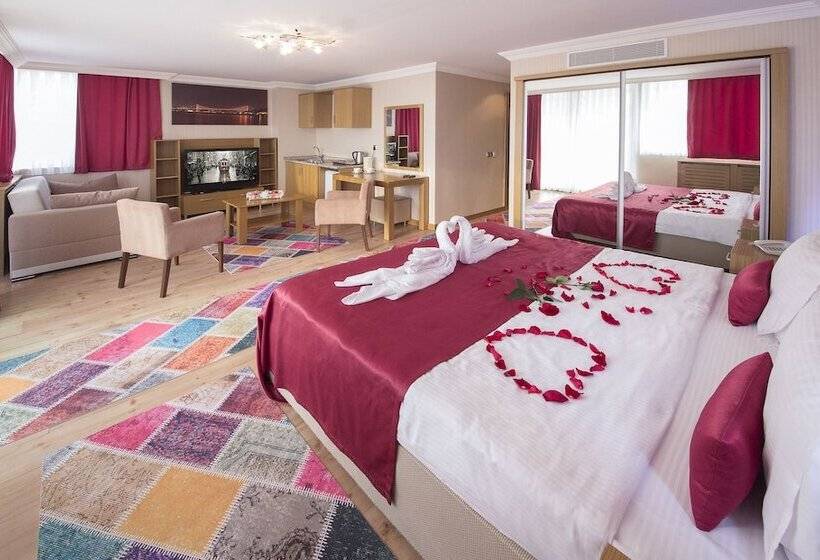 سوییت, Grand Zentrum Hotel & Cafe Restaurant   Taksim Square