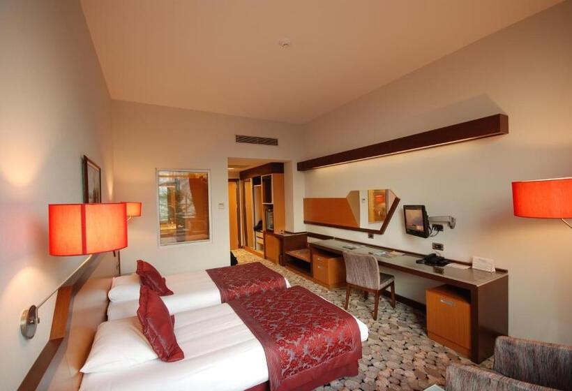 اتاق استاندارد با چشم‌انداز دریا, Hegsagone Marine Asia