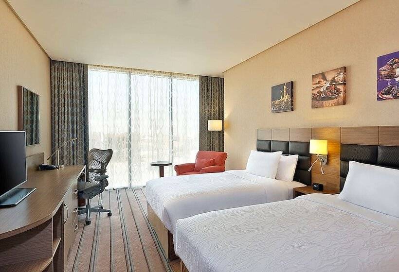 Standart Oda, Hilton Garden Inn Tabuk