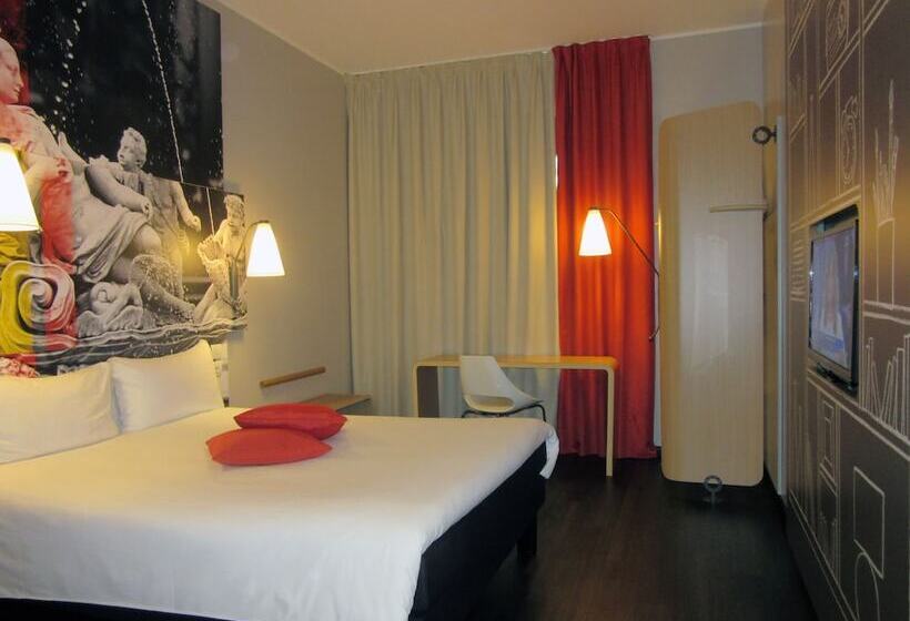 Quarto Estandar Cama Casal, Ibis Milano Fiera