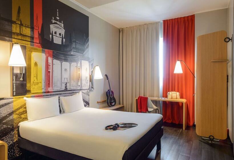 חדר סטנדרט מיטה זוגית, Ibis Milano Fiera