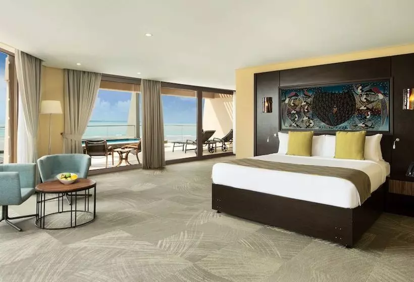 سوئیت اجرایی با چشم‌انداز دریا, Ramada Resort By Wyndham Dar Es Salaam