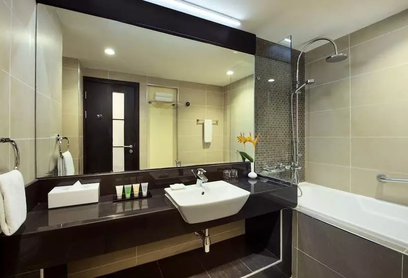 اتاق سوپریور با چشم‌انداز دریا, Ramada Resort By Wyndham Dar Es Salaam