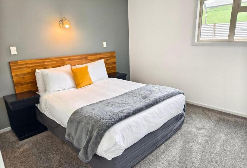 2-Bedroom Classic Apartment, Hideaway Of Rotorua