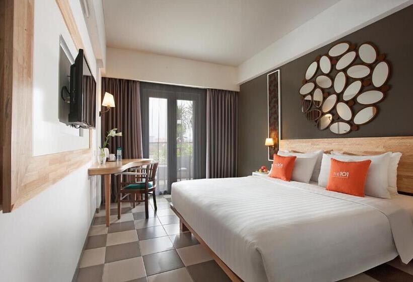 Deluxe Room Mountain View, The 1o1 Yogyakarta Tugu