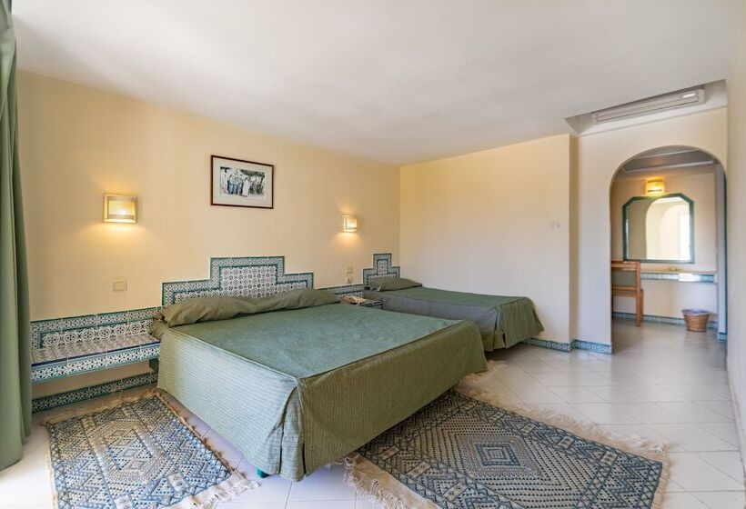 Номер Стандарт Трехместный, Venice Beach  Families And Couples Only