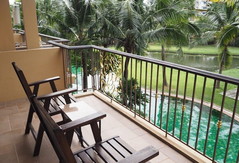 Студия Стандарт, Villa Thongbura